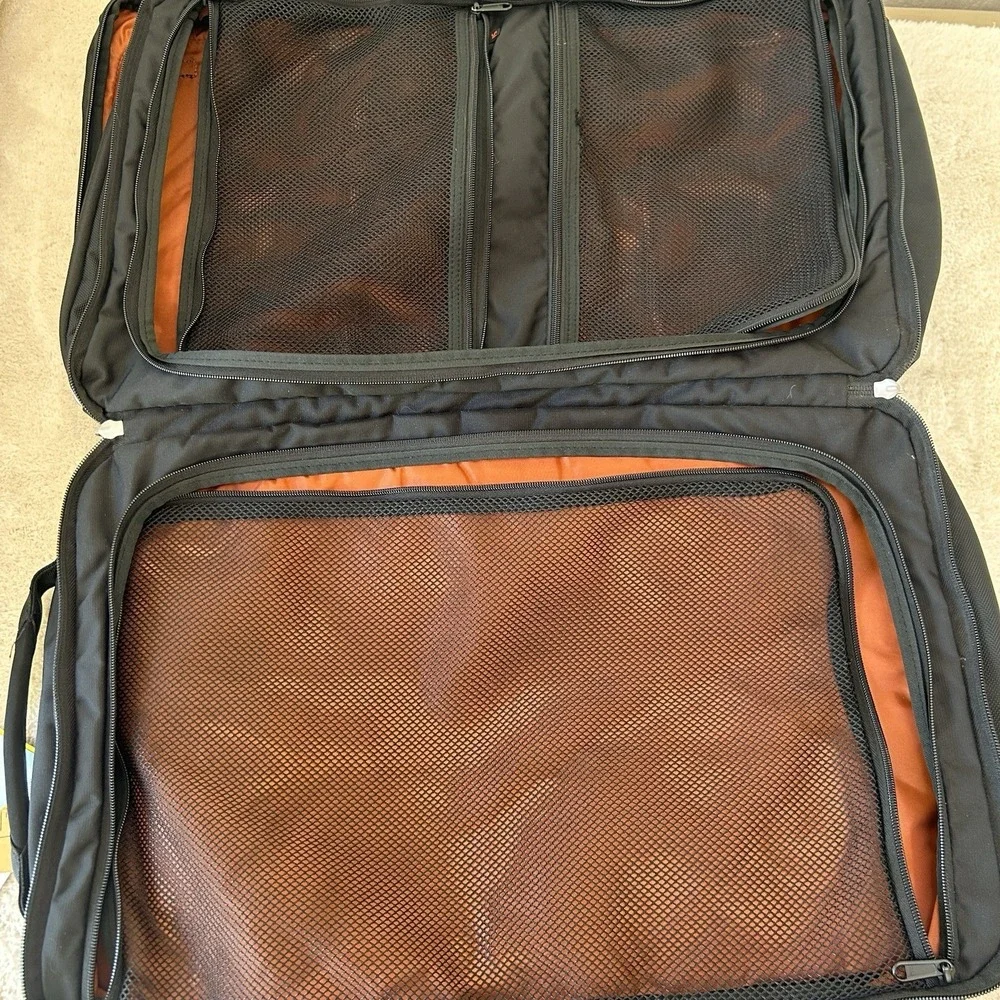 Jansport converts backpack